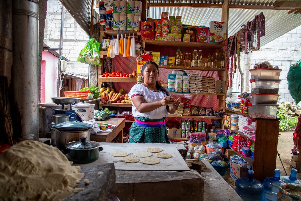 Rosa en su tienda nueva