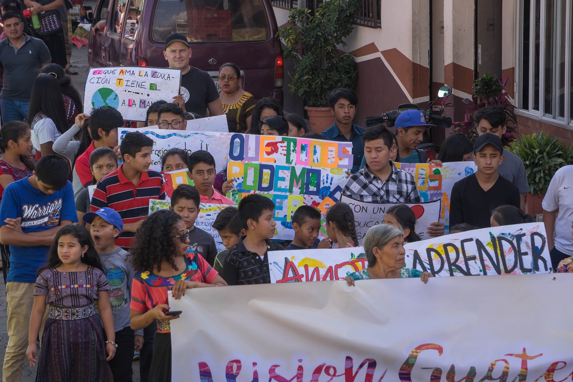 caminataporlaeducacin202028