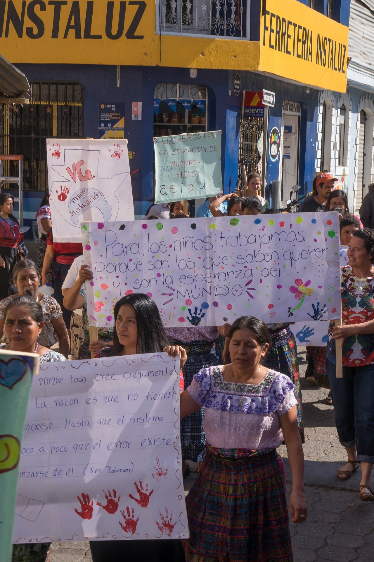 caminataporlaeducacin202080